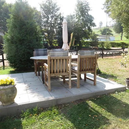 דירה Grafenfelder Hof גרולסטיין