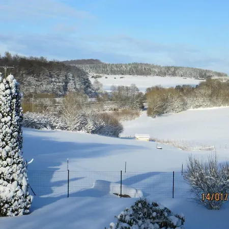 דירה Grafenfelder Hof גרולסטיין